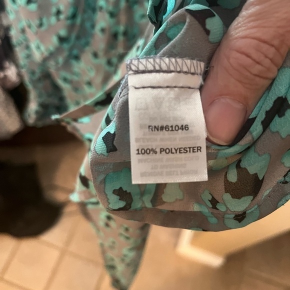 🛍️Vanity Blouse Hi Low Size Small - Picture 10 of 10